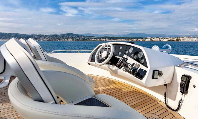 Louer bateau SUNSEEKER PREDATOR 84 A