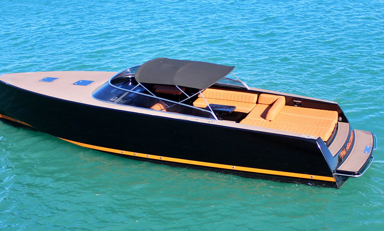 Rent Boat VANDUTCH 40 NS