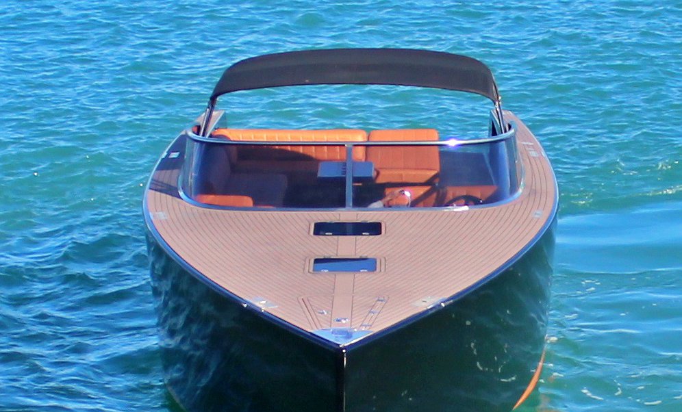 Rent Boat VANDUTCH 40 NS