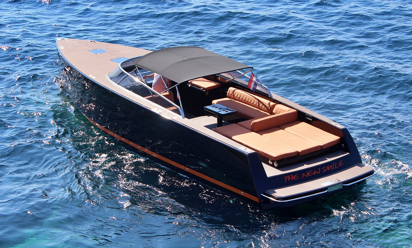 Rent Boat VANDUTCH 40 NS