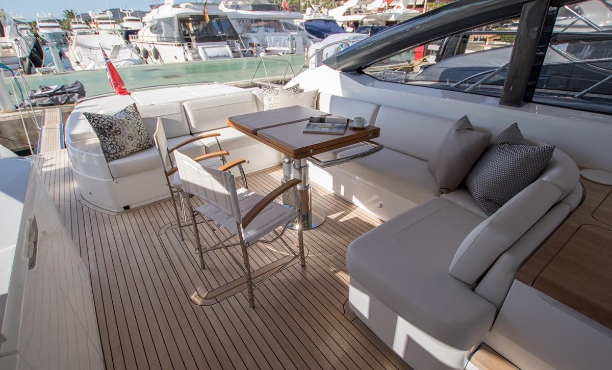 PRINCESS V58