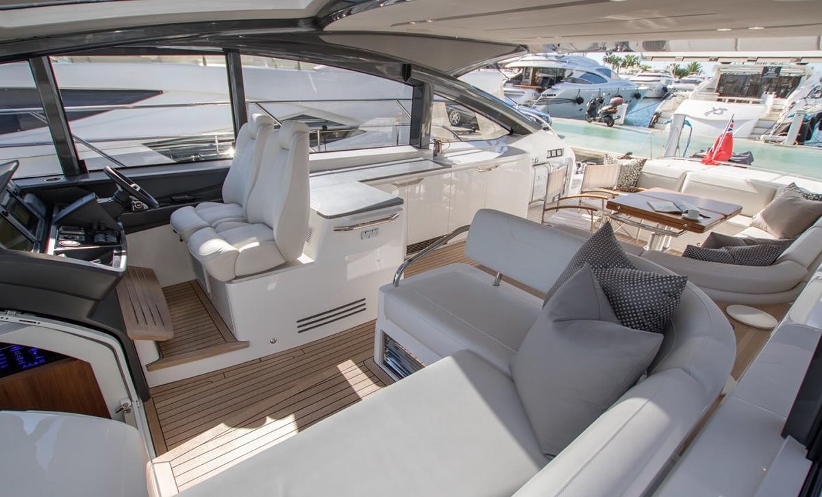 PRINCESS V58