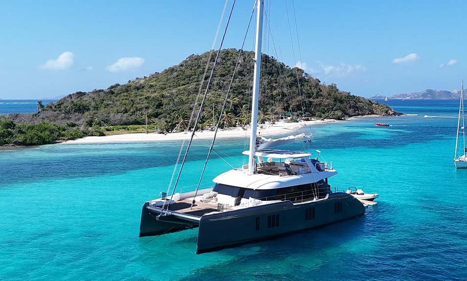SUNREEF 70