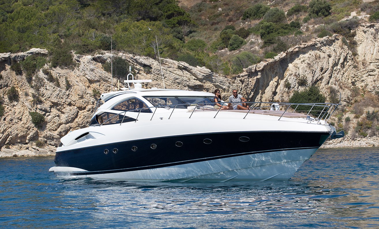 Boot mieten SUNSEEKER PREDATOR 68