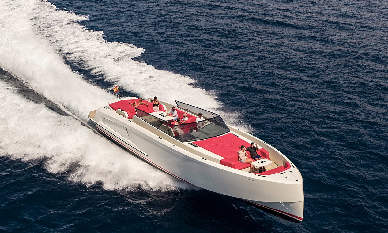 Alugar Barco VANQUISH 54 D